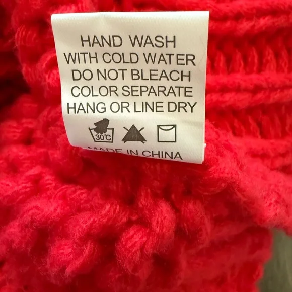 Luna Ivy Chunk Knit Red Floral Cardigan Sweater Size Medium - Picture 5 of 11